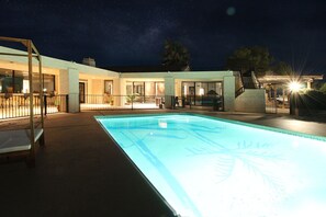 The majestic pool views and stargazing will make you want to stay forever!
