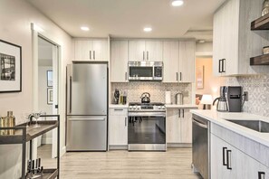 Kitchen | Fully Equipped