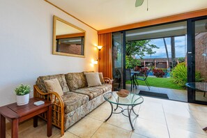 Indoor/outdoor living