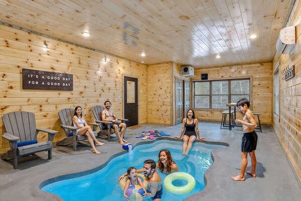 Treat your family to our year-round indoor pool. Relax, lounge, and have the time of your lives. Our pool is 4ft deep and has a capacity of up to 8 people. The pool is not heated but our outdoor hot tub is!