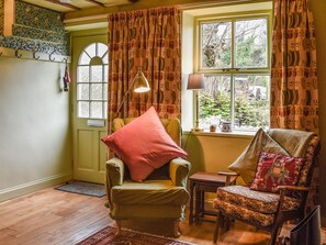 Living room | Carmel, Trefor