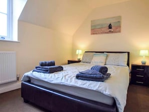 Double bedroom | Sunset Cottage, Filey