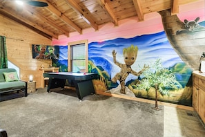 Spielezimmer
