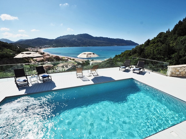 Villa Euphoria Apt 1 Afionas Corfu Communal Swimming Pool
