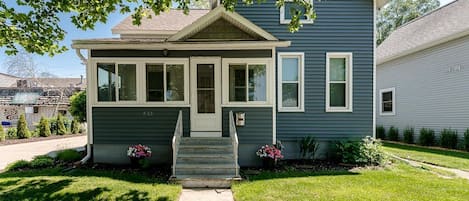 Great house in downtown Grand Haven!  You will get access to the bottom unit.