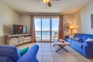 Living Room Area Overlooking the Beach #2