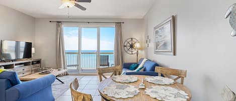 Living Room Area Overlooking the Beach #1