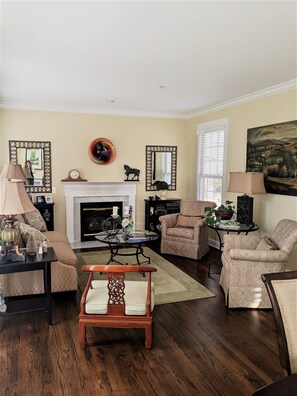 Formal living room