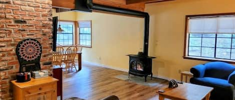 Open living space with gas fireplace