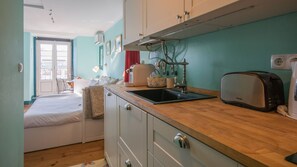 View of the kitchenette with all the amenities necessary for your lovely stay #airbnb #lisbon #pt #portugal #downtown #kitchenette