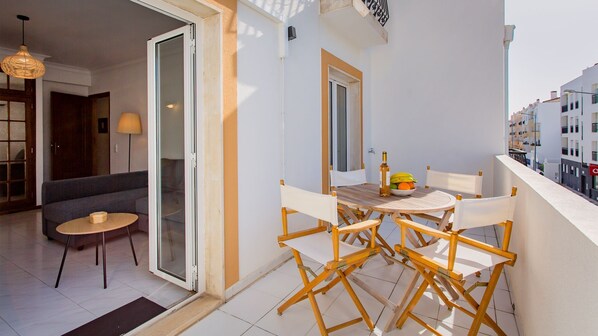 Enjoy a glass of good wine, a book, a fantastic meal, or just the fresh Algarve air on this cozy balcony #summer #pool #garden #algarve