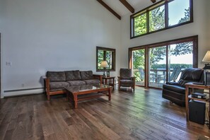 Main Floor Living Room