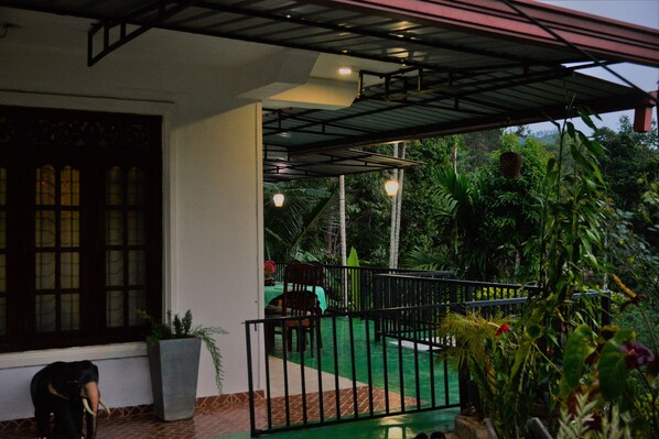 Terrace/patio