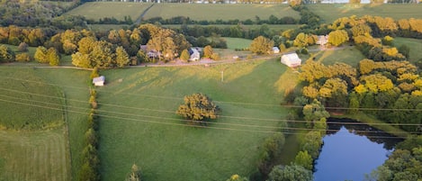 Aerial picture of Belle Meade Farm where you will stay!