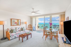 A bright, airy living room with island-inspired decor