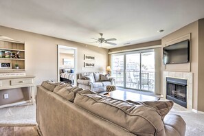 Living Room | Gas Fireplace | Flat-Screen TV