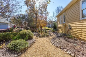 Outdoor Seating area