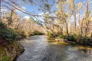 Way down yonder on the Chattahoochee river!