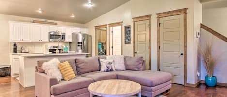 Bozeman Vacation Rental | 3BR | 2.5BA | 1,561 Sq Ft | 2 Steps Required