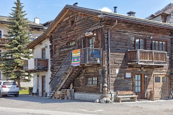 Exterior