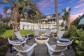 Enjoy the firepit!