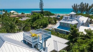 Fantastic Gulf water views from the roof top deck