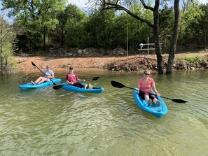 Lake Godstone Kayaks