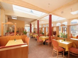 Restuarant