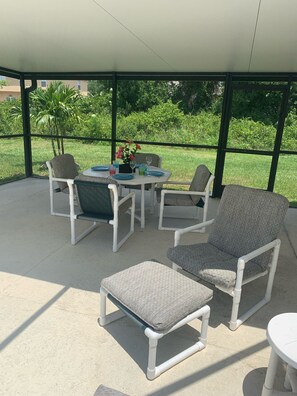 Outdoor dining