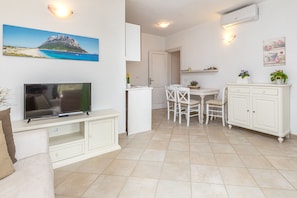 Living and dining room