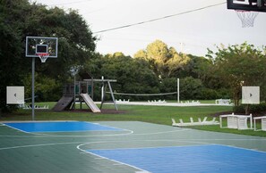 Sport court