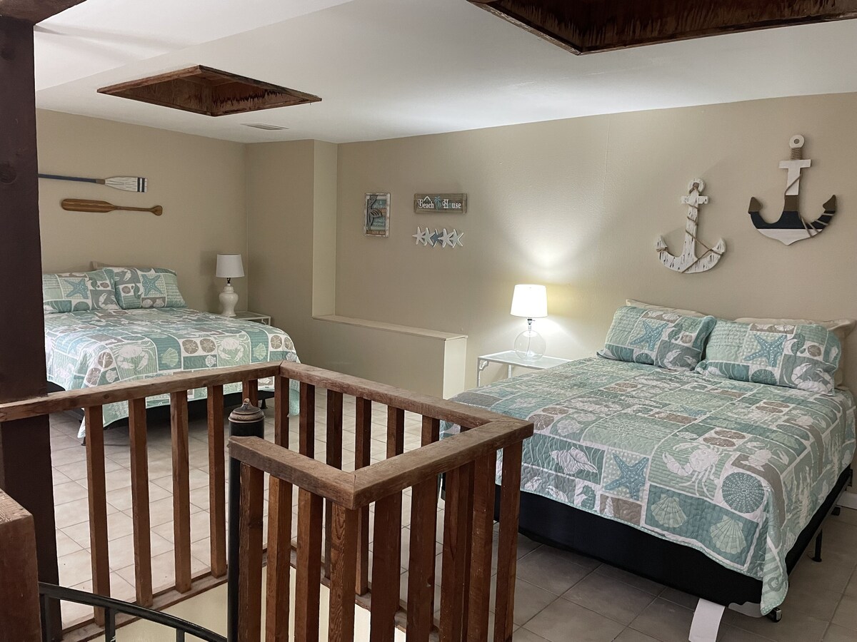 Poolside Condo with Gulfview – Bahia de Matagorda Clubhouse