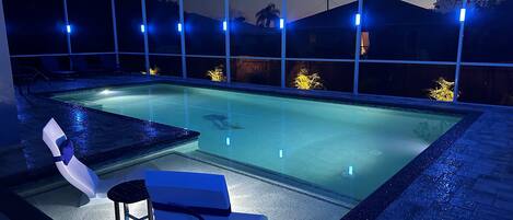 Blue Lanai lights & white pool LED lights.