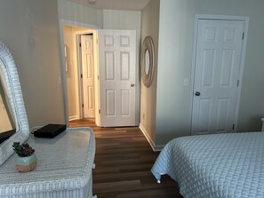 Upstairs bedroom 2