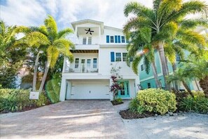 Welcome to Coastal Bliss