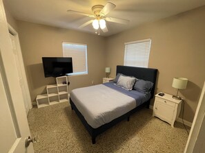 Full bed 2nd bedroom
