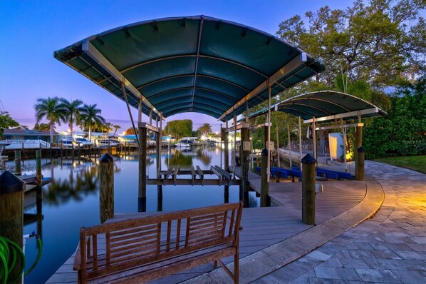 Backyard, boat dock, jet ski, kayak, paddle board 
Enjoy fishing! Watch Manatees