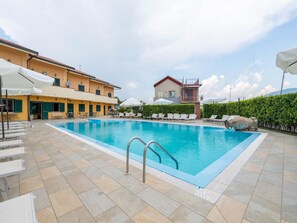 Schwimmbad des Ferienhauses