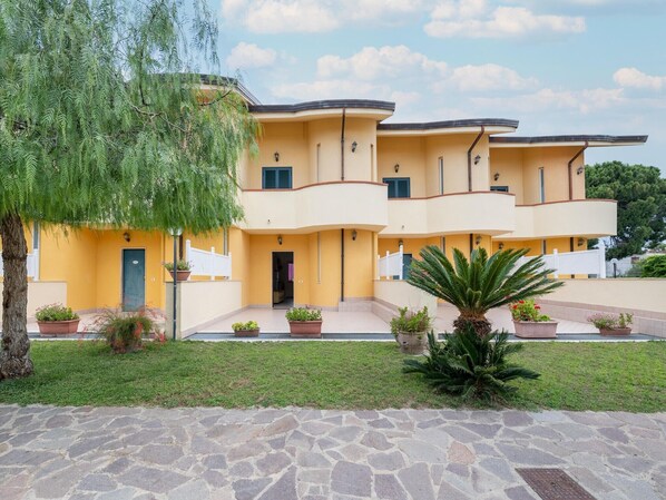 Außenseite Ferienhaus [Sommer]