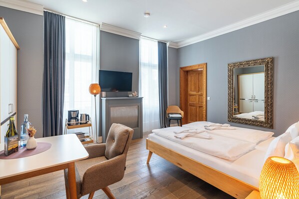 Kleines Zimmer mit allem was man braucht