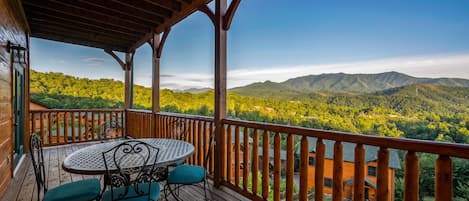 Gorgeous views of the Smoky Mountains!