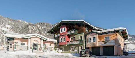 Extérieur maison de vacances [été]