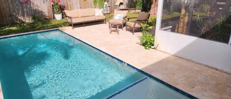 Brand new pool with 6 foot sun-shelf in Zen like backyard!