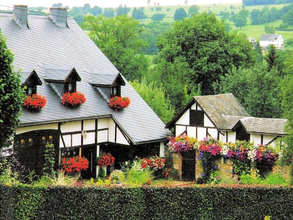 Extérieur maison de vacances [été]