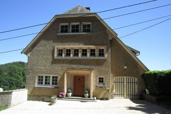 Extérieur maison de vacances [été]