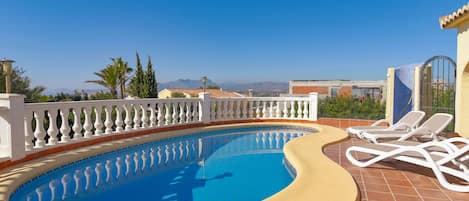 Holiday Home Swimming Pool