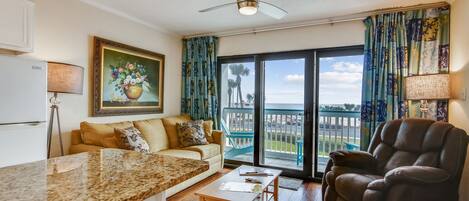 The living room’s view is spectacular - The airy living room opens onto the balcony, which in turn overlooks the soft white sands and the serene beach. You'll love the area with its bountiful wildlife, estuaries, and biking.