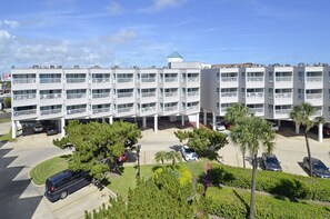 Where the Fun Starts - From the moment you arrive at Casa del Mar 379-Neptune's Retreat, you’ll be able to relax and enjoy your precious vacation days to the full.