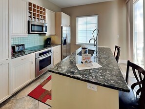 Kitchen with Breakfast Bar