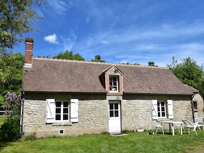 Außenseite Ferienhaus [Sommer]